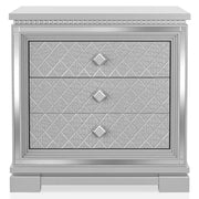 Seleena Glam Silver Wood 5-Piece Tufted Panel Bedroom Set with USB Port by Furniture of America