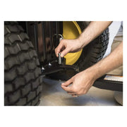 Steel tow hitch, load capacity 750 pounds