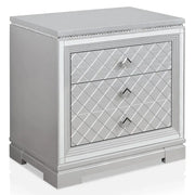 Seleena Glam Silver Wood 5-Piece Tufted Panel Bedroom Set with USB Port by Furniture of America